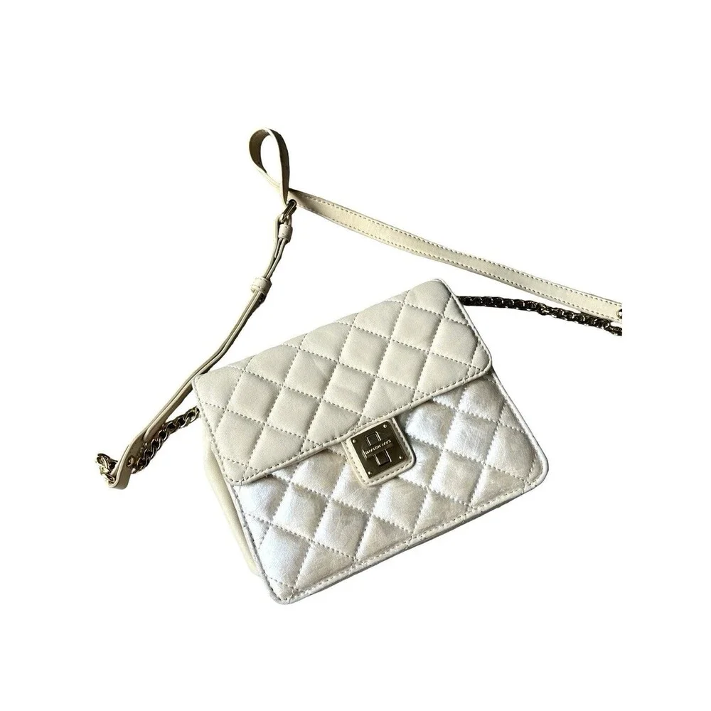 Isaac Mizrahi Ivory Quilted Crossbody Bag Gold Turn Lock Chain Strap Purse